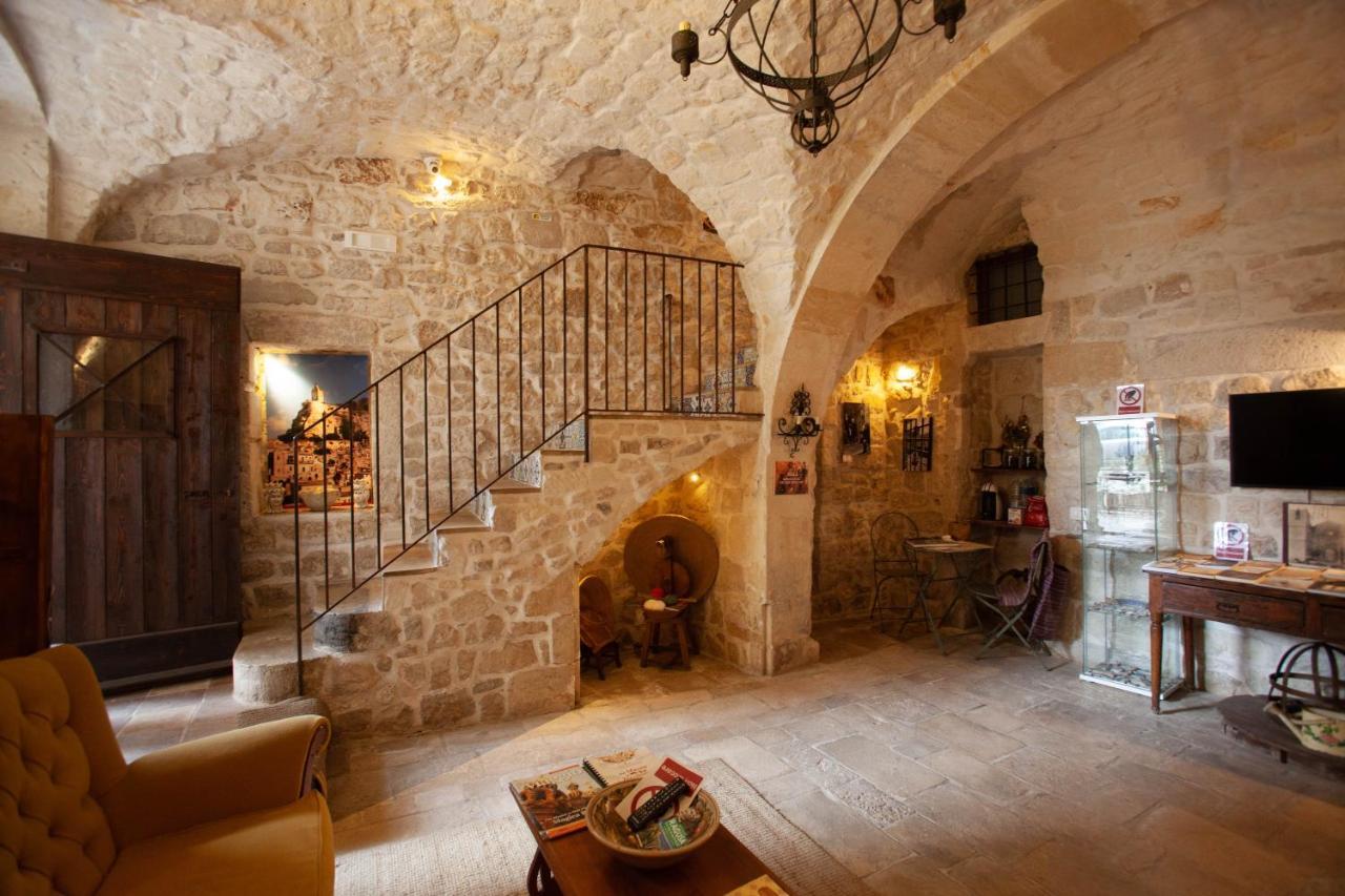 Case-Grotte Degli Avi, Esperienza Abitativa In Grotta Модика Екстериор снимка