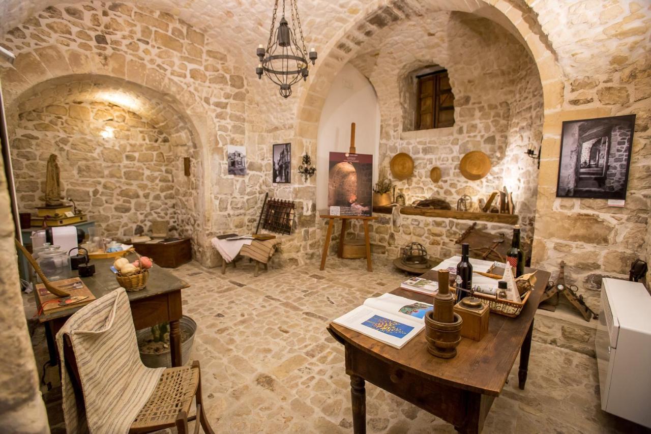 Case-Grotte Degli Avi, Esperienza Abitativa In Grotta Модика Екстериор снимка
