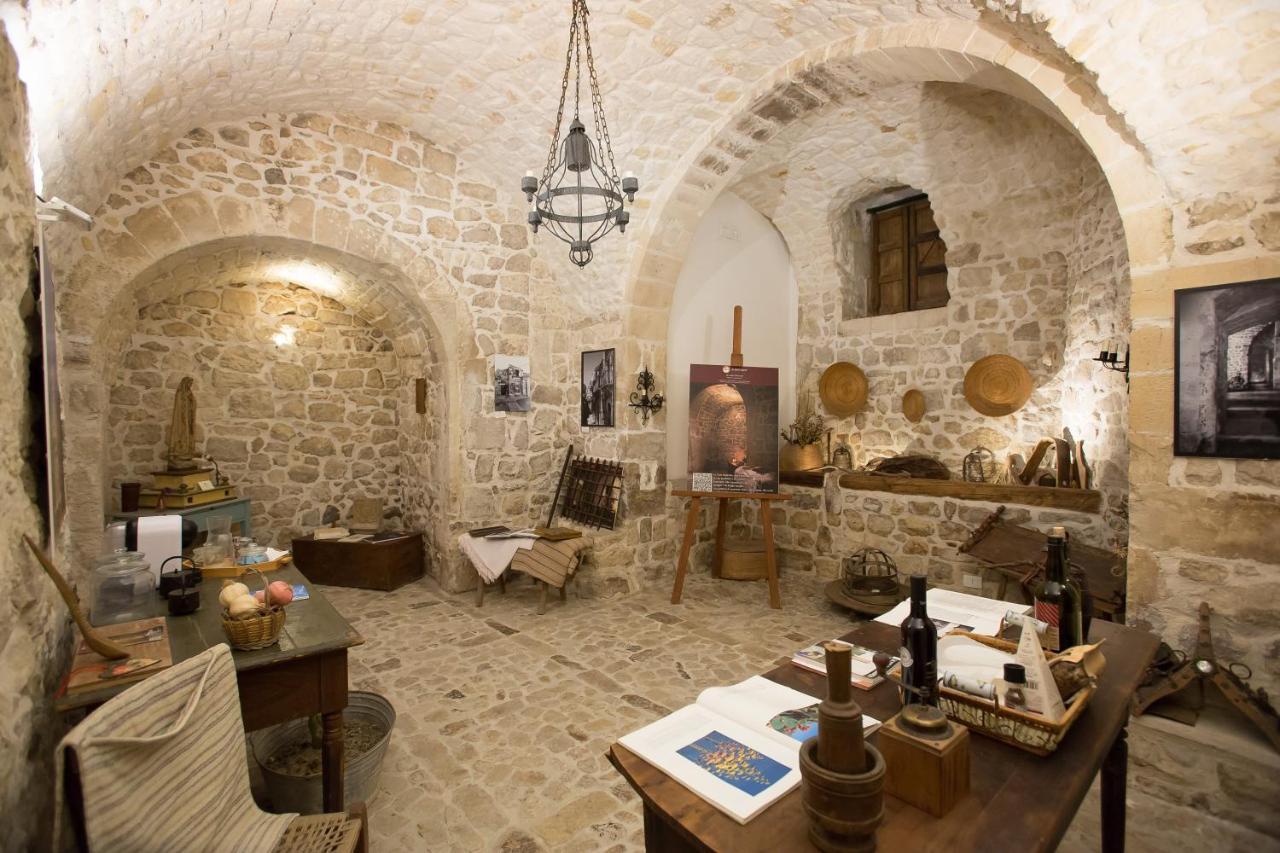 Case-Grotte Degli Avi, Esperienza Abitativa In Grotta Модика Екстериор снимка